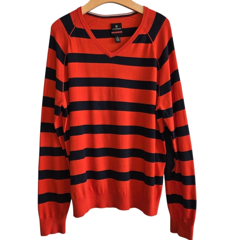 Victorinox Men's Striped V-neck Long Sleeves Shirt Sz XL Casual Outdoor Preppy